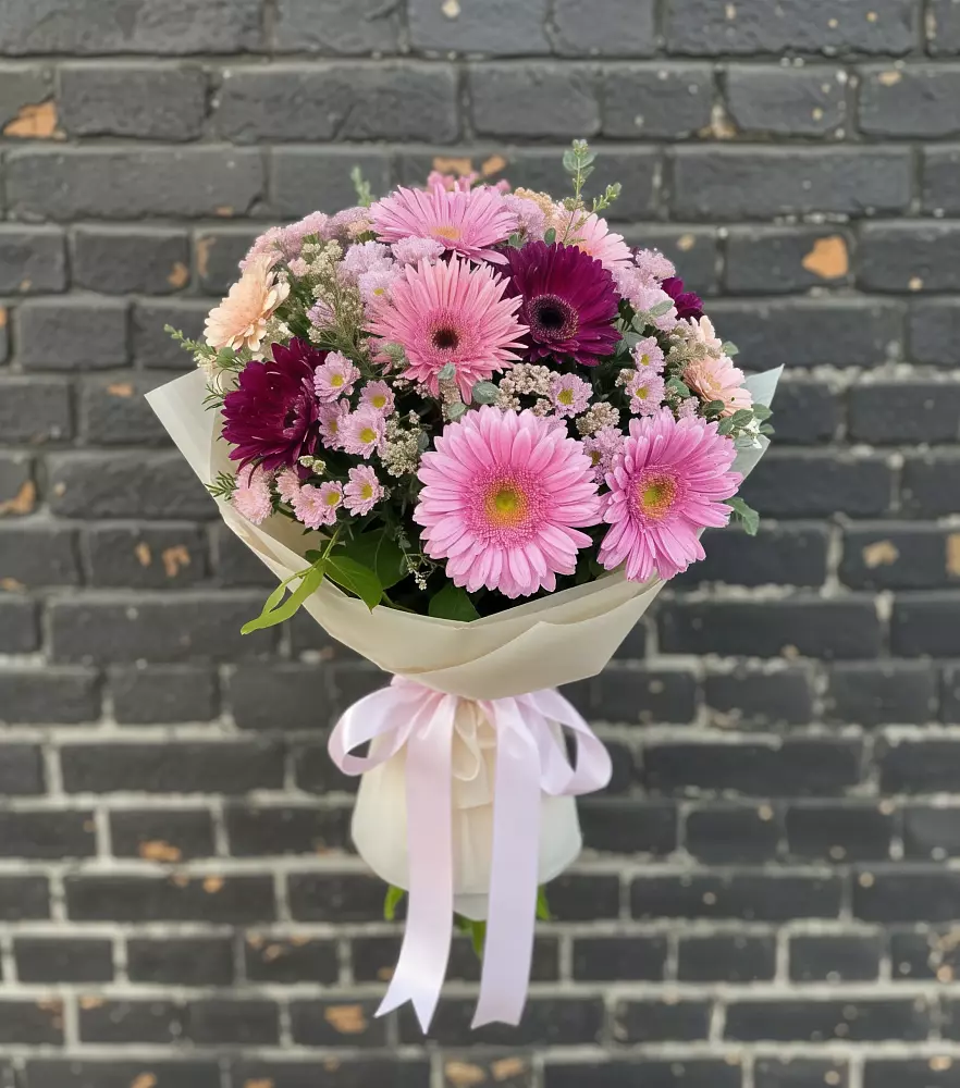 Букет цветов из: Герберы и Хризантемы в Дергаево