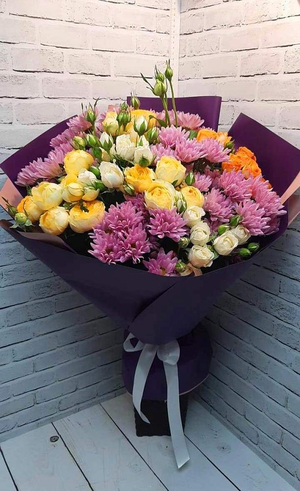 Букет цветов из: Хризантемы и Розы в Дергаево
