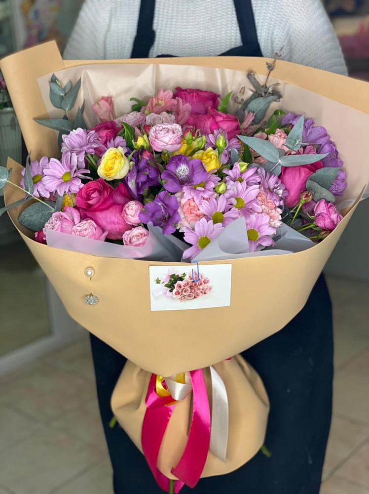 Букет цветов из: Хризантемы, Гвоздики и Альстромерии в Дергаево