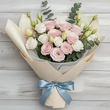 Букет цветов из:  Лизиантусы в Дергаево