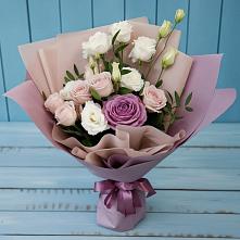 Букет цветов из:  Розы и Лизиантусы в Дергаево
