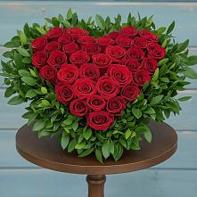 Цветочная композиция из Розы в виде сердца #REPLACE_PRED# Дергаево