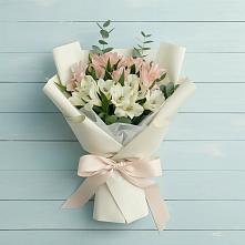 Букет цветов из:  Альстромерии #REPLACE_PRED# Дергаево