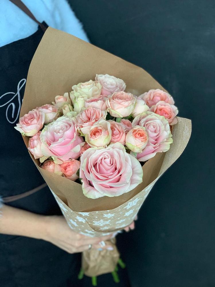 Букет цветов из: Хризантемы и Розы в Дергаево